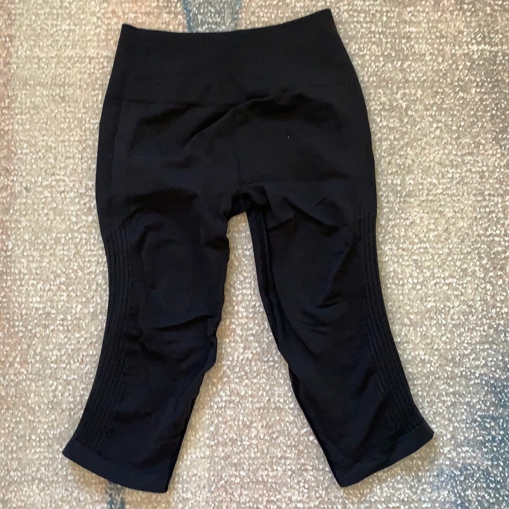 Lululemon Scrunchy Crop Leggings
